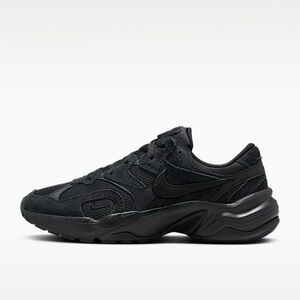 Nike Women Black Sneakers
